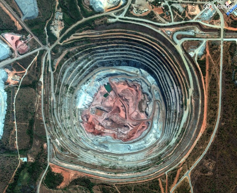Catoca diamond mine, Angola — satellite image, 2021, © Vantor